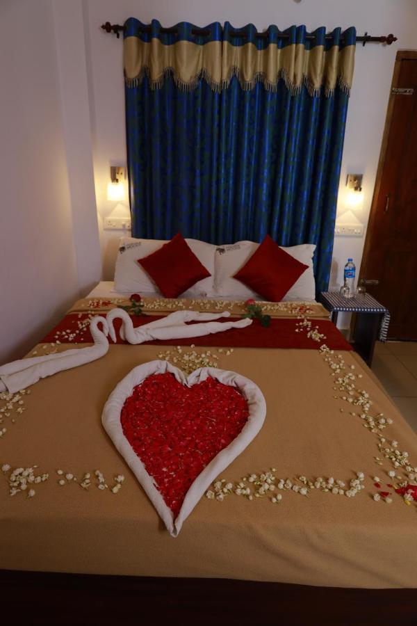 Periyar Woods Bed & Breakfast Thekkady Ngoại thất bức ảnh