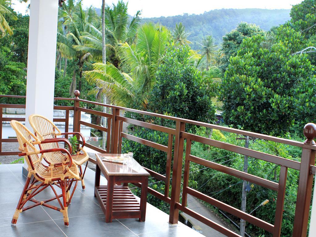 Periyar Woods Bed & Breakfast Thekkady Phòng bức ảnh